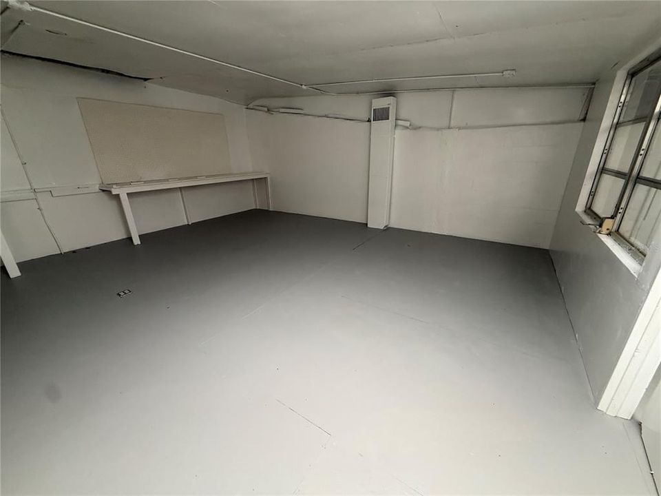 На продажу: $30,000 (0 спален, 0 ванн, 1207 Квадратных фут)