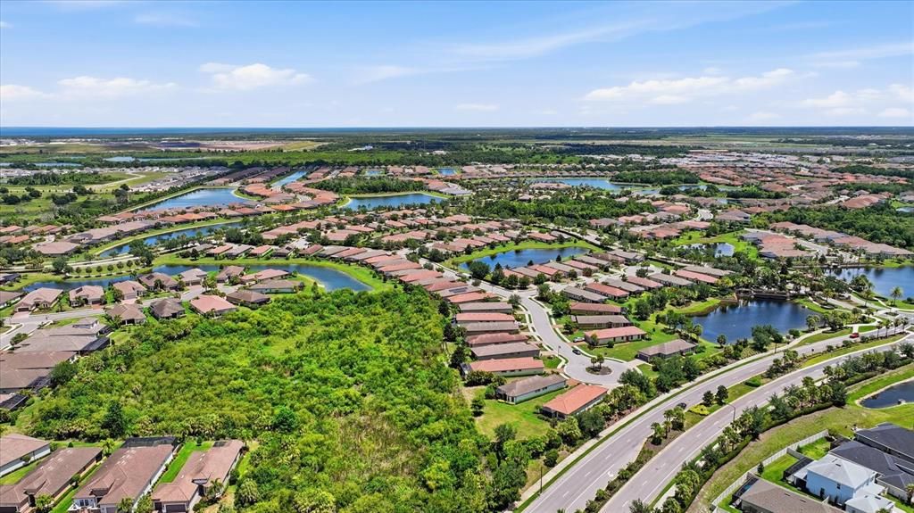 На продажу: $430,000 (3 спален, 2 ванн, 1920 Квадратных фут)
