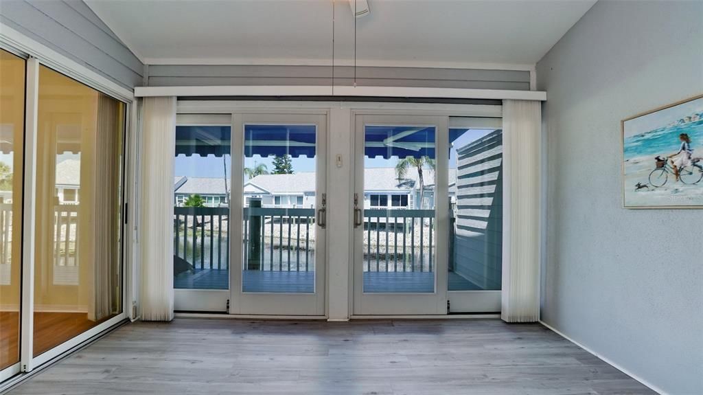 For Sale: $345,000 (2 beds, 2 baths, 1368 Square Feet)