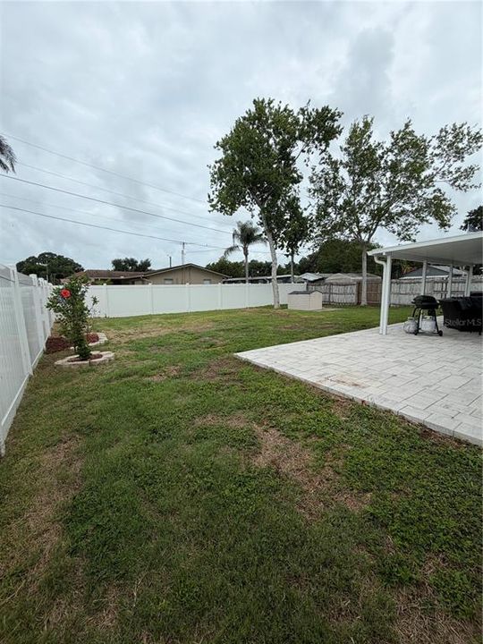 For Sale: $424,000 (2 beds, 2 baths, 1078 Square Feet)