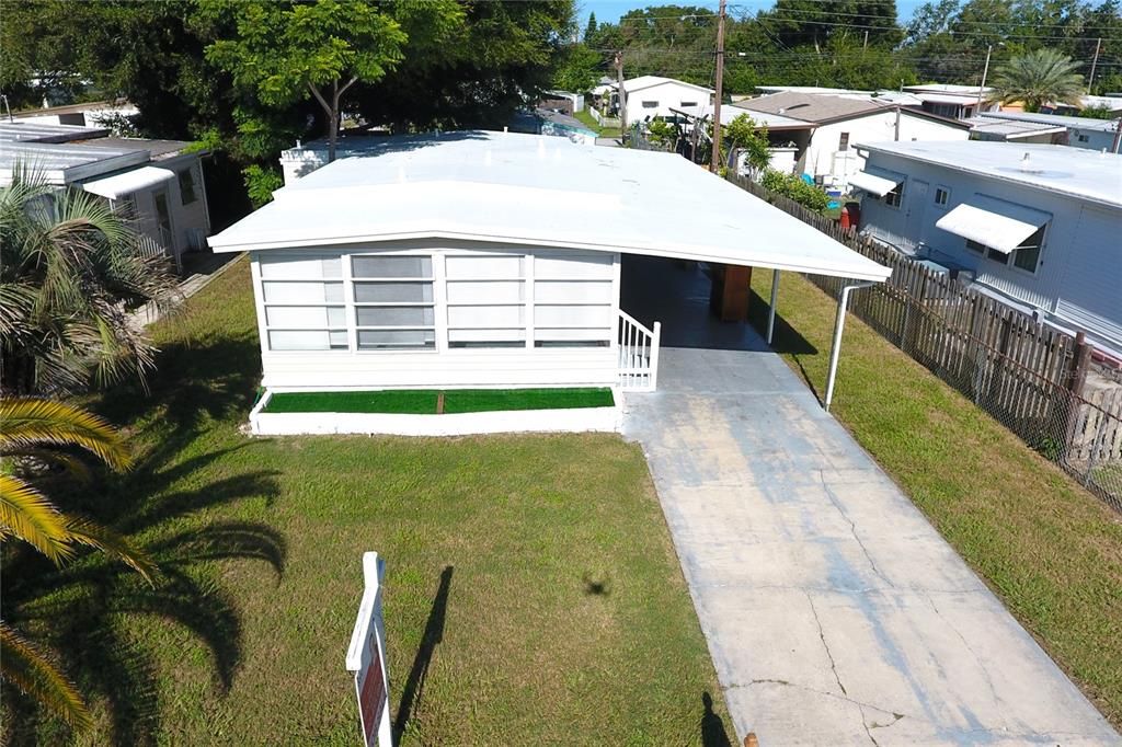For Sale: $125,000 (2 beds, 2 baths, 800 Square Feet)