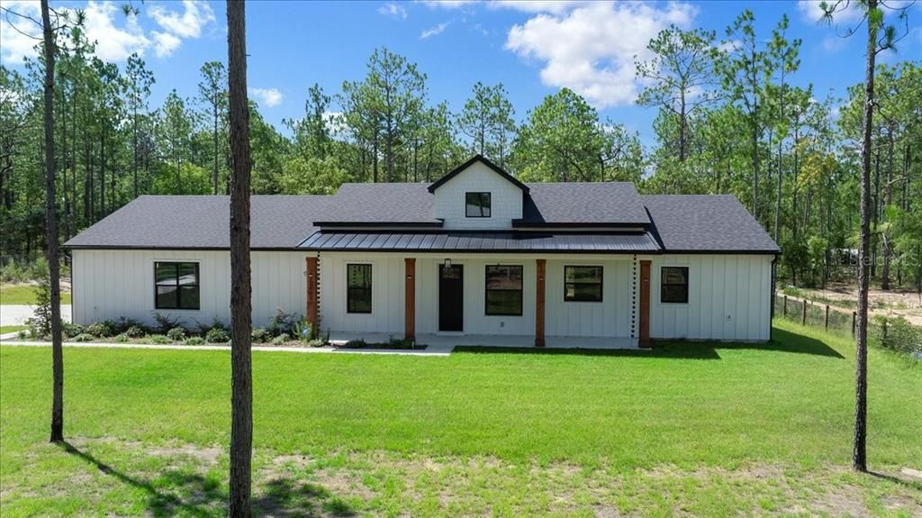 For Sale: $459,900 (3 beds, 2 baths, 1868 Square Feet)