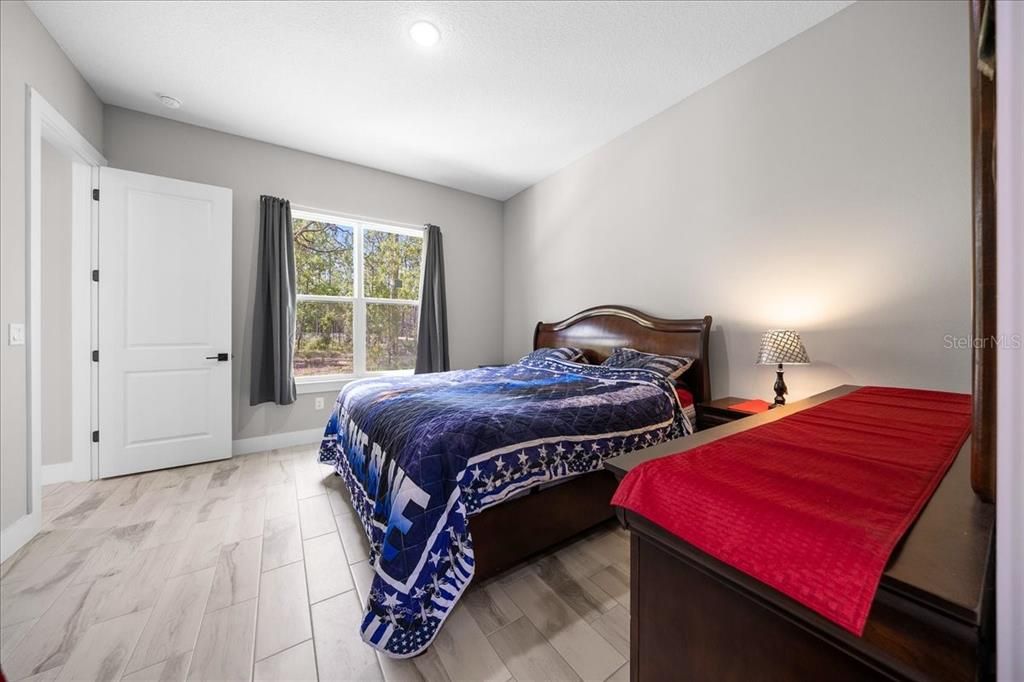 For Sale: $459,900 (3 beds, 2 baths, 1868 Square Feet)