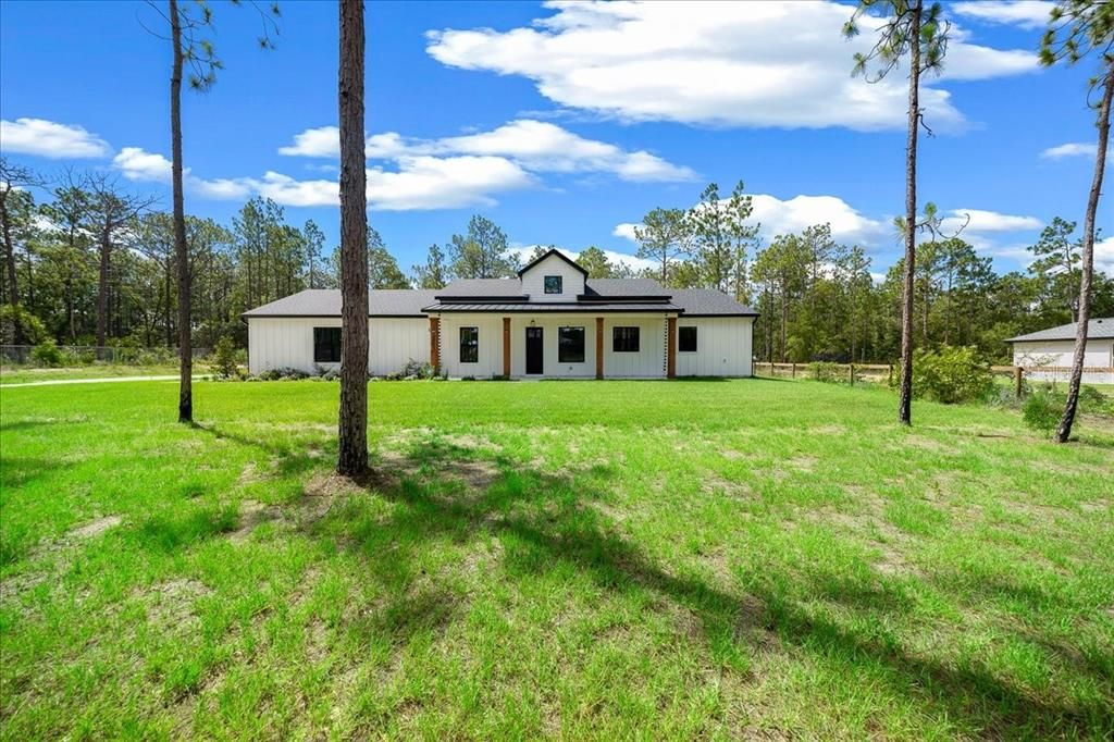 For Sale: $459,900 (3 beds, 2 baths, 1868 Square Feet)