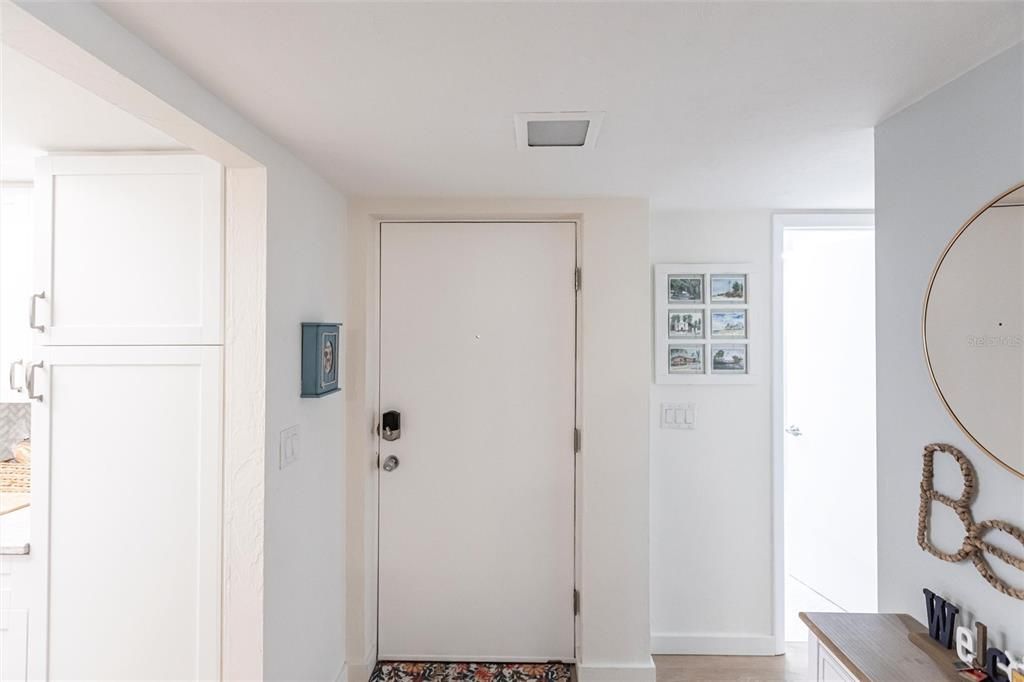В аренду: $2,800 (2 спален, 2 ванн, 1308 Квадратных фут)