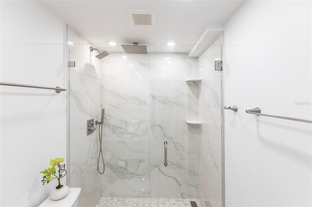 В аренду: $2,800 (2 спален, 2 ванн, 1308 Квадратных фут)