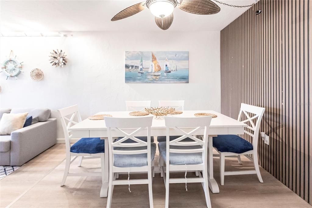 В аренду: $2,800 (2 спален, 2 ванн, 1308 Квадратных фут)