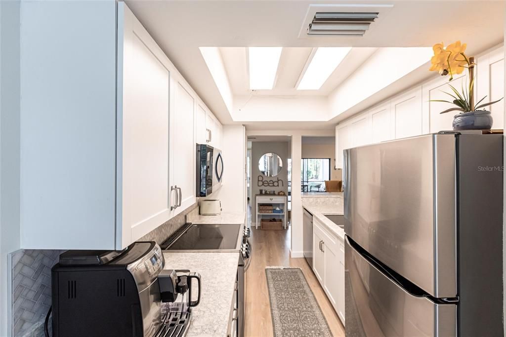 В аренду: $2,800 (2 спален, 2 ванн, 1308 Квадратных фут)