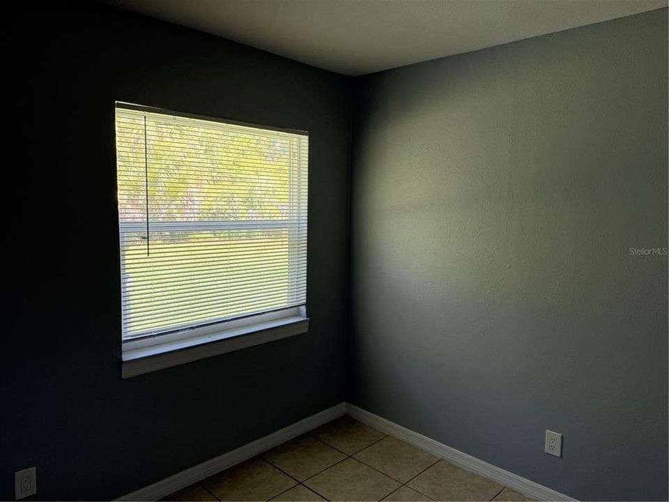 For Rent: $1,150 (2 beds, 1 baths, 792 Square Feet)