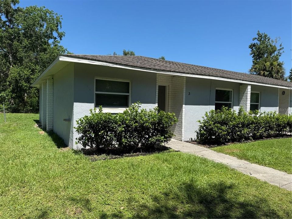For Rent: $1,150 (2 beds, 1 baths, 792 Square Feet)
