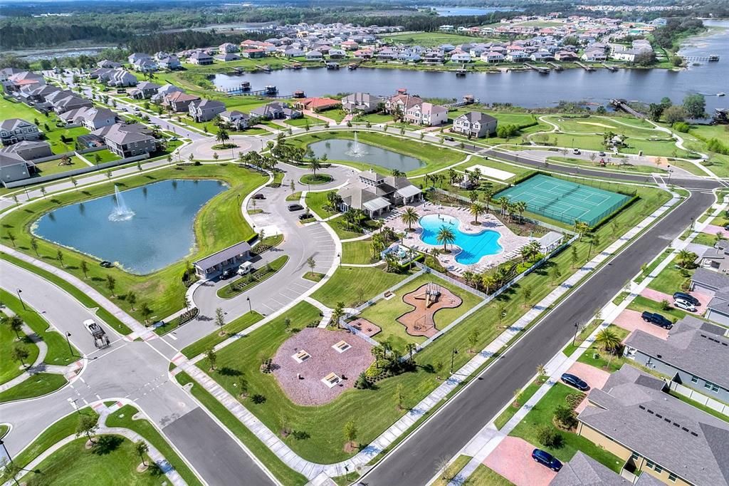 На продажу: $1,100,000 (5 спален, 4 ванн, 3617 Квадратных фут)