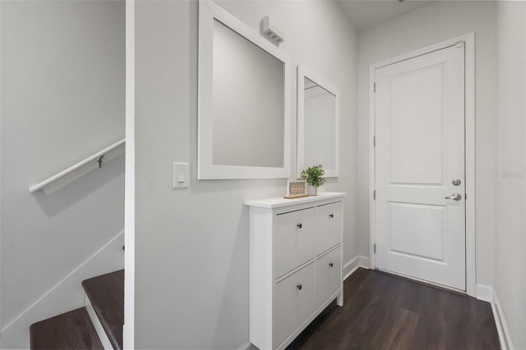 For Sale: $464,900 (4 beds, 3 baths, 1968 Square Feet)
