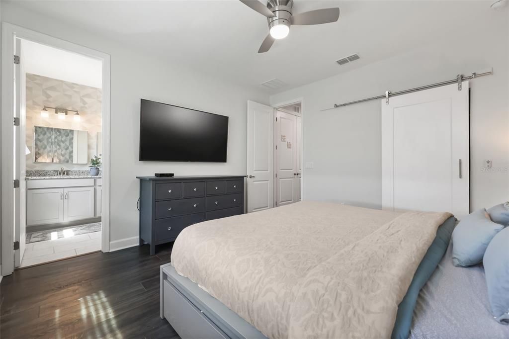 For Sale: $464,900 (4 beds, 3 baths, 1968 Square Feet)