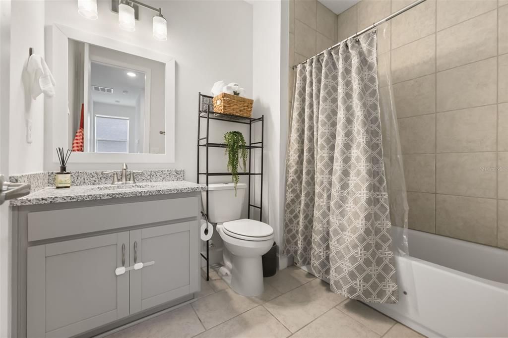 For Sale: $464,900 (4 beds, 3 baths, 1968 Square Feet)