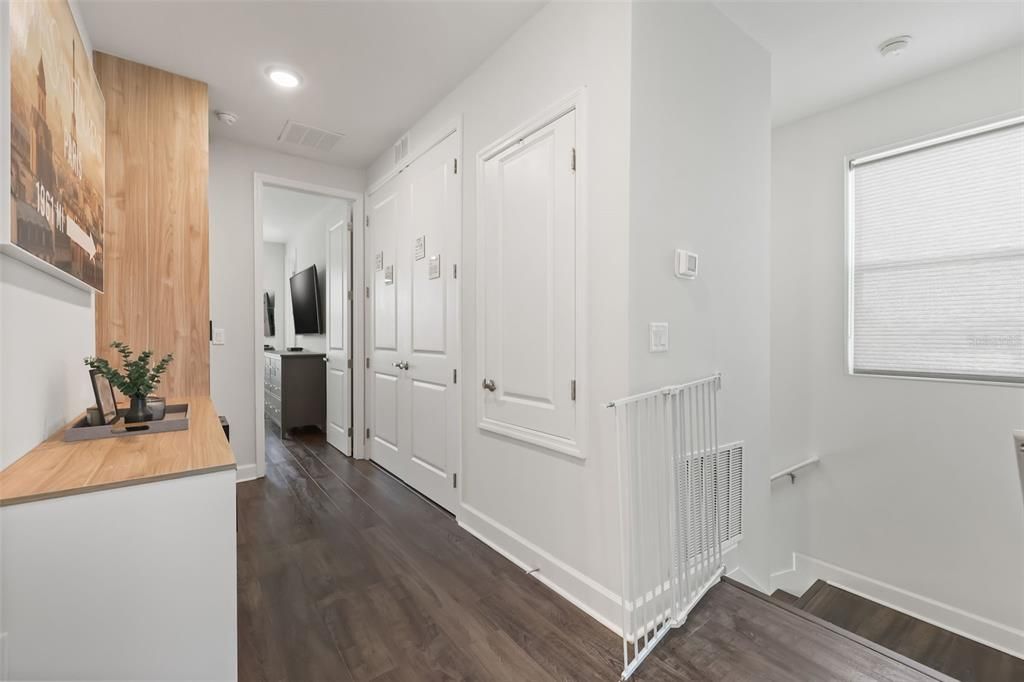 For Sale: $464,900 (4 beds, 3 baths, 1968 Square Feet)