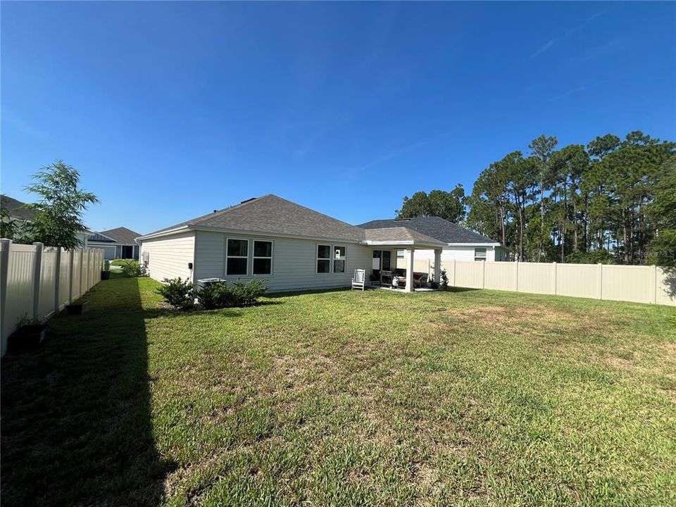 For Rent: $2,700 (3 beds, 2 baths, 1541 Square Feet)