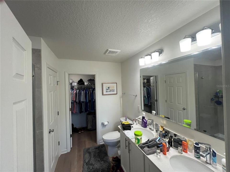 For Rent: $2,700 (3 beds, 2 baths, 1541 Square Feet)