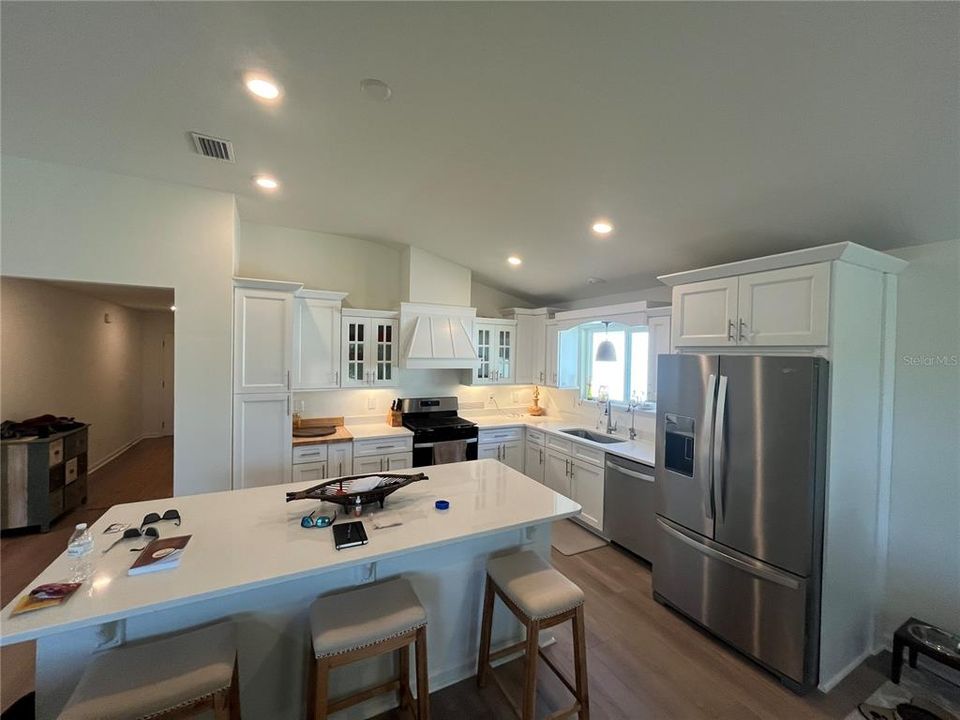 For Rent: $2,700 (3 beds, 2 baths, 1541 Square Feet)