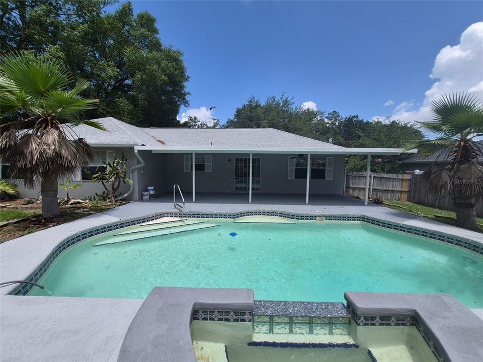 En Venta: $259,900 (3 camas, 2 baños, 1352 Pies cuadrados)