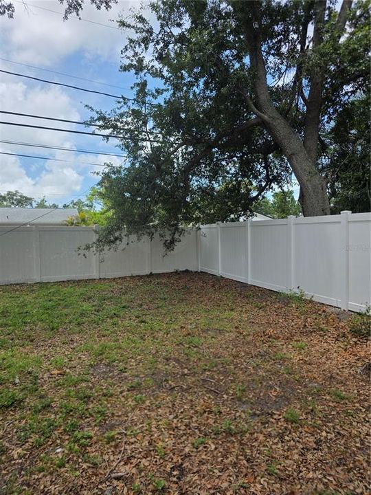 For Rent: $1,375 (2 beds, 1 baths, 1820 Square Feet)