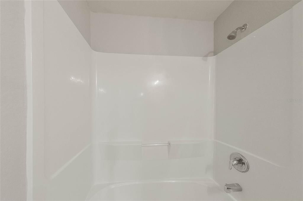 En Venta: $215,000 (2 camas, 2 baños, 1120 Pies cuadrados)