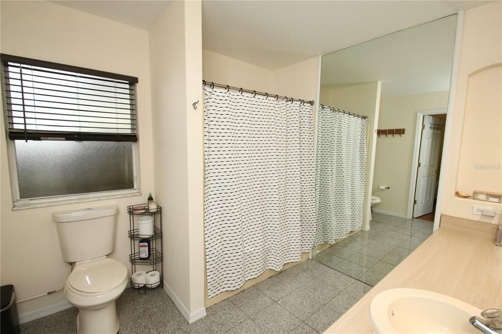 На продажу: $429,000 (3 спален, 2 ванн, 1728 Квадратных фут)