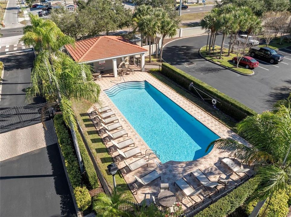 En Venta: $539,900 (3 camas, 3 baños, 2409 Pies cuadrados)