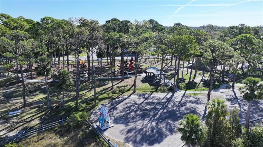 En Venta: $539,900 (3 camas, 3 baños, 2409 Pies cuadrados)