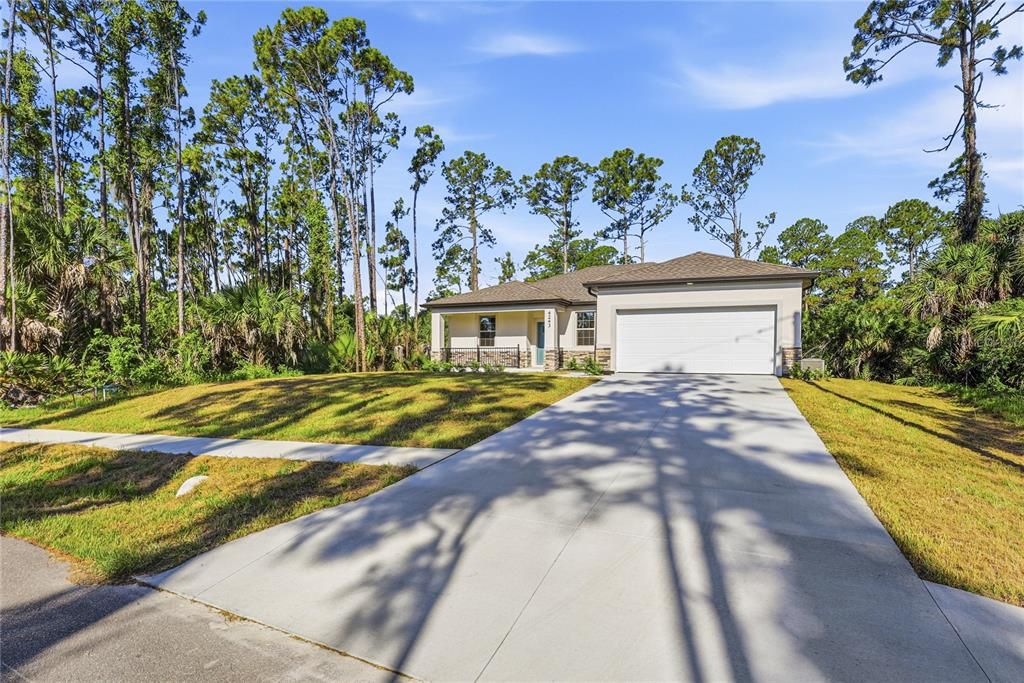 For Sale: $329,900 (4 beds, 2 baths, 1810 Square Feet)