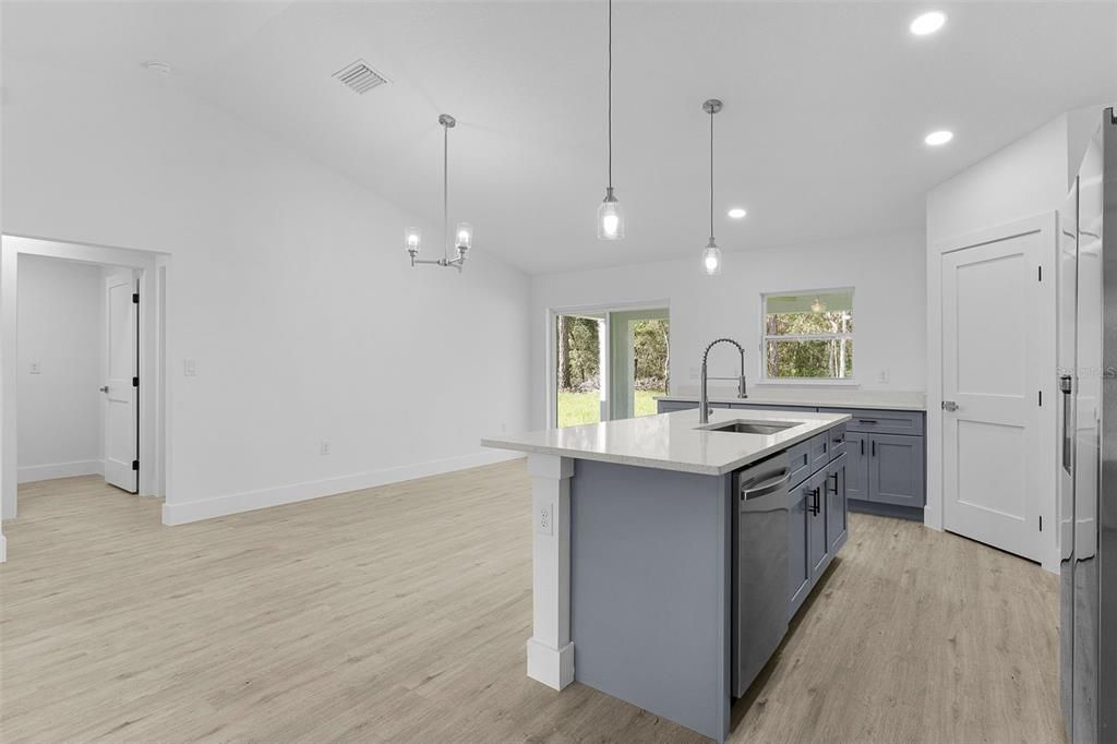 For Sale: $259,990 (3 beds, 2 baths, 1448 Square Feet)