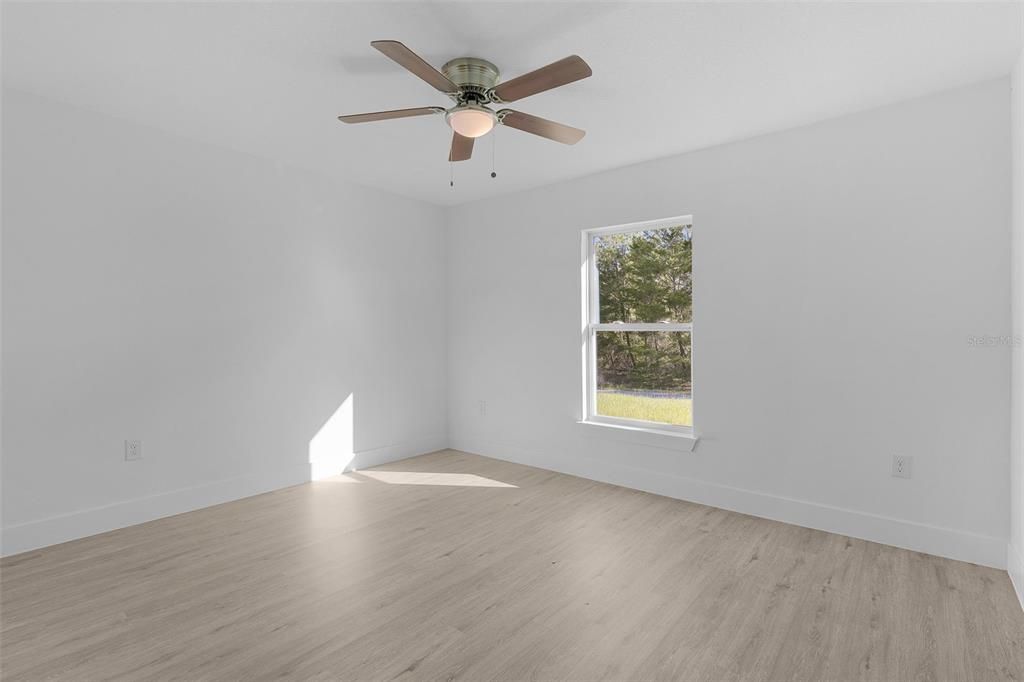 For Sale: $259,990 (3 beds, 2 baths, 1448 Square Feet)