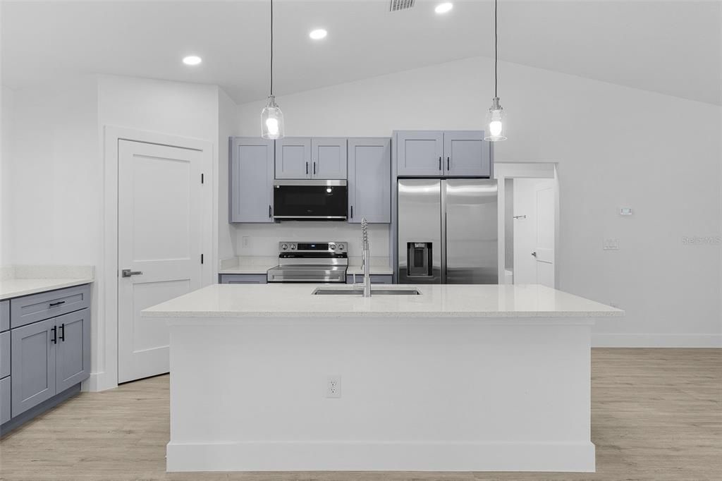 For Sale: $259,990 (3 beds, 2 baths, 1448 Square Feet)