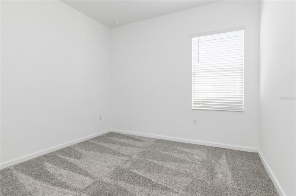 For Rent: $2,550 (6 beds, 3 baths, 2648 Square Feet)
