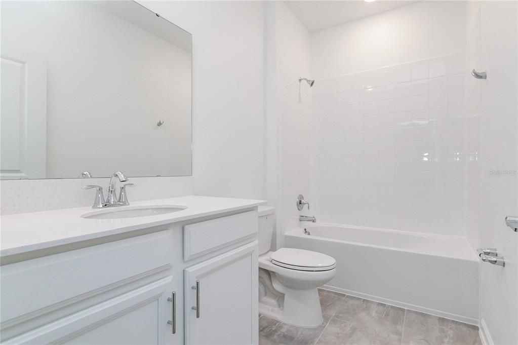For Rent: $2,550 (6 beds, 3 baths, 2648 Square Feet)