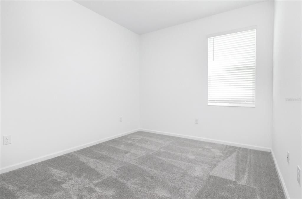For Rent: $2,550 (6 beds, 3 baths, 2648 Square Feet)