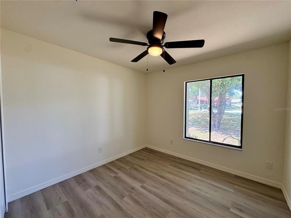 For Sale: $347,490 (3 beds, 2 baths, 1287 Square Feet)