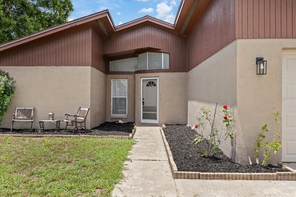 En Venta: $229,900 (2 camas, 2 baños, 1174 Pies cuadrados)