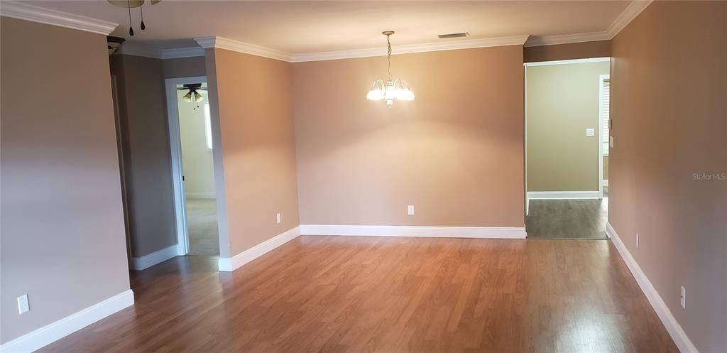 For Rent: $1,700 (2 beds, 2 baths, 1249 Square Feet)