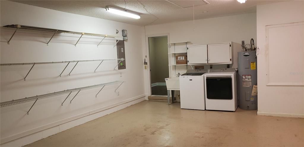 For Rent: $1,700 (2 beds, 2 baths, 1249 Square Feet)