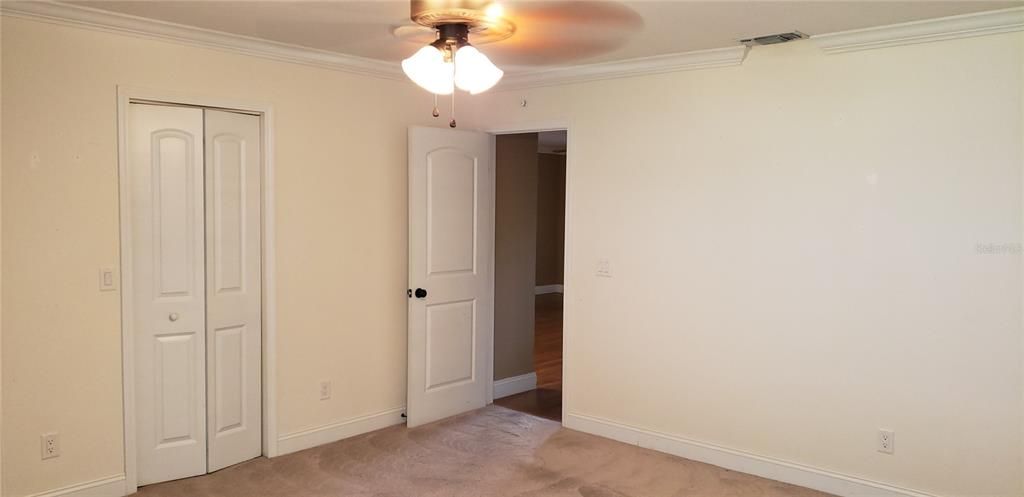 For Rent: $1,700 (2 beds, 2 baths, 1249 Square Feet)