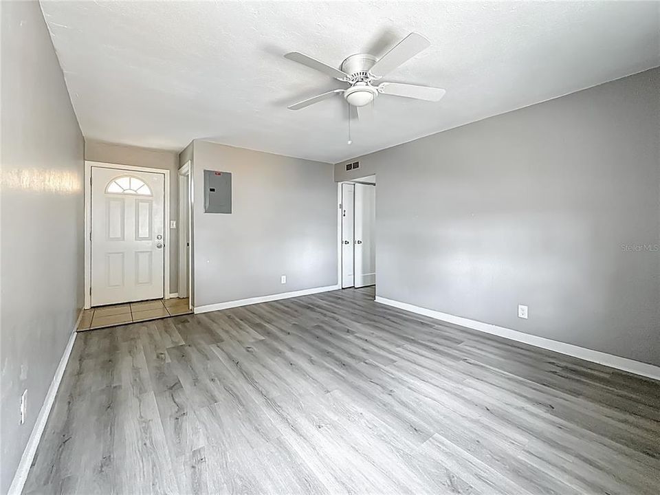 For Rent: $1,875 (1 beds, 1 baths, 750 Square Feet)