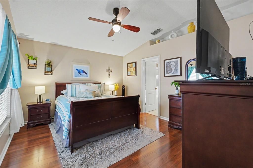 En Venta: $335,000 (3 camas, 2 baños, 1507 Pies cuadrados)