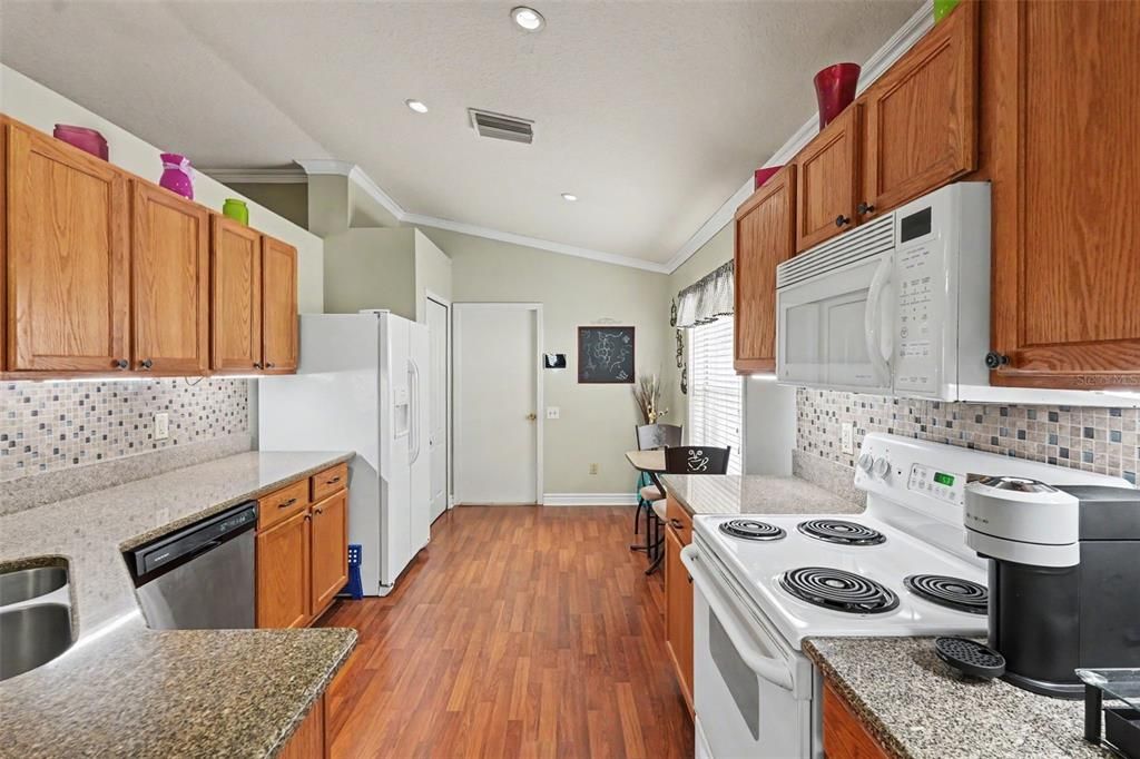 En Venta: $335,000 (3 camas, 2 baños, 1507 Pies cuadrados)