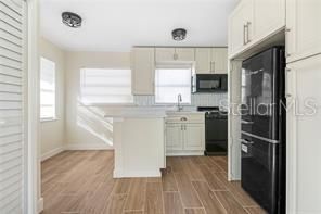 В аренду: $1,750 (2 спален, 1 ванн, 900 Квадратных фут)