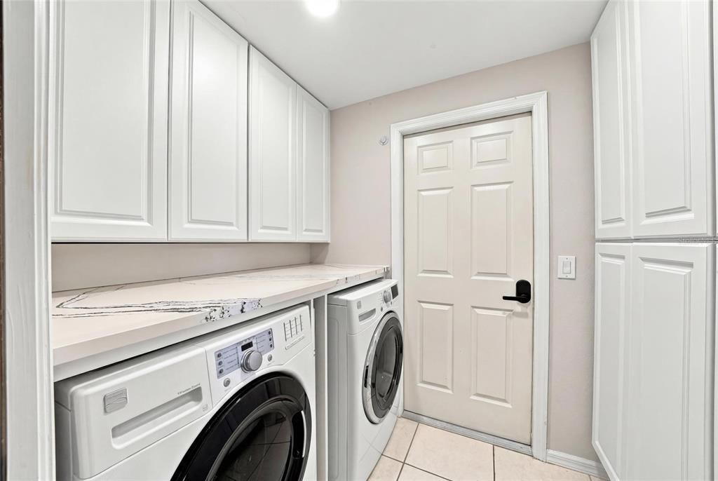 Activo con contrato: $515,000 (3 camas, 2 baños, 1898 Pies cuadrados)