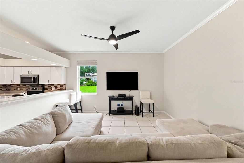 Activo con contrato: $515,000 (3 camas, 2 baños, 1898 Pies cuadrados)