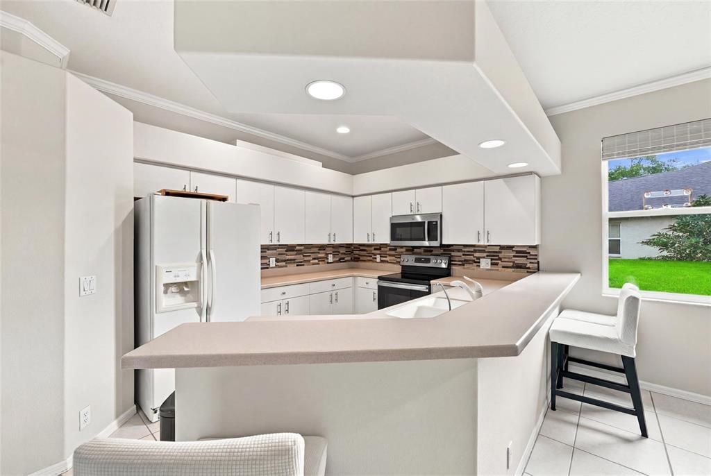 Activo con contrato: $515,000 (3 camas, 2 baños, 1898 Pies cuadrados)