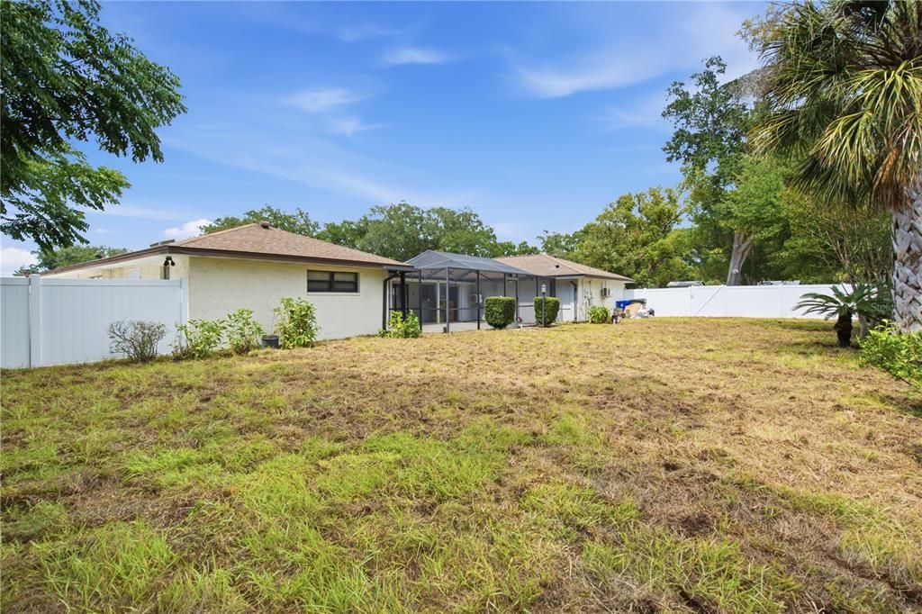 For Rent: $2,650 (3 beds, 2 baths, 2200 Square Feet)