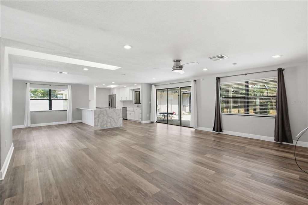 For Rent: $2,650 (3 beds, 2 baths, 2200 Square Feet)