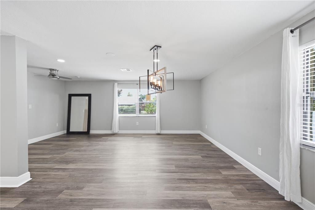 For Rent: $2,650 (3 beds, 2 baths, 2200 Square Feet)